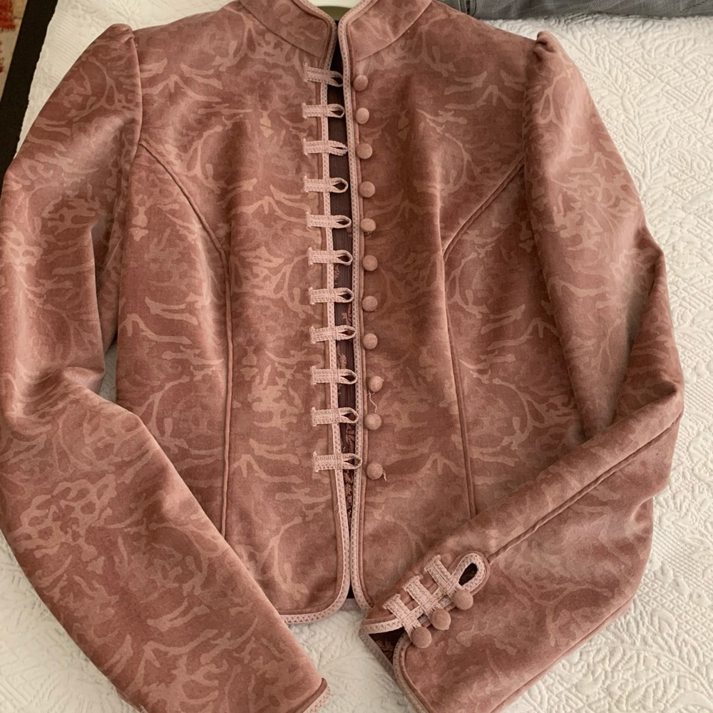 Ellie Tahari printed antique rose velvet jacket